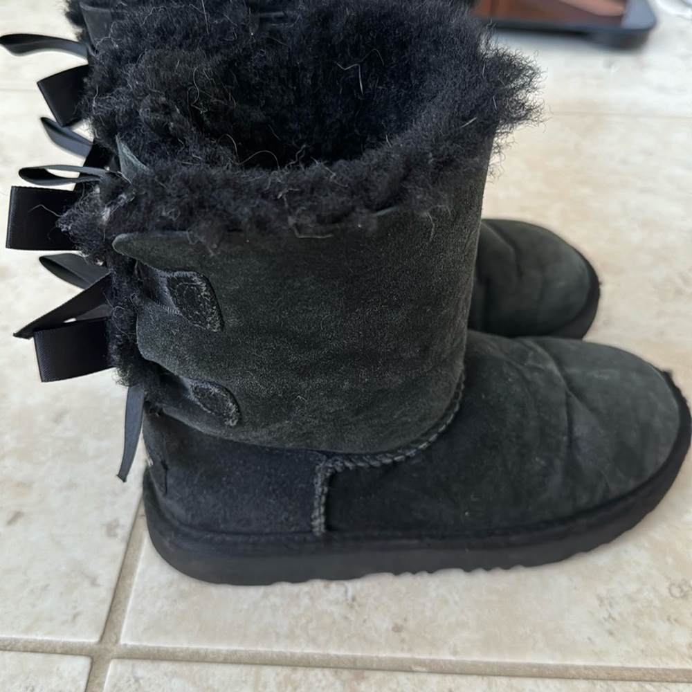 Girls Ugg Bailey boots